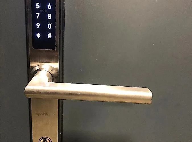 Apartimento Hydral Lusso * فروتسواف